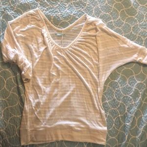 Maurice’s cream 1/2 sleeve shirt